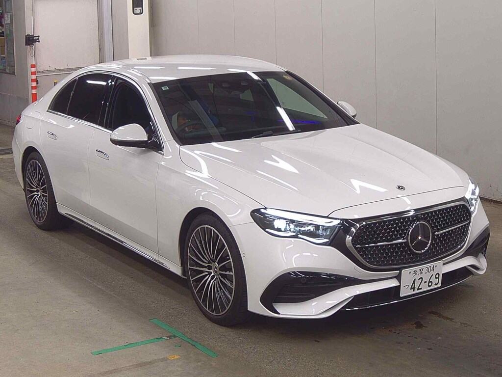 MERCEDES BENZ E-CLASS