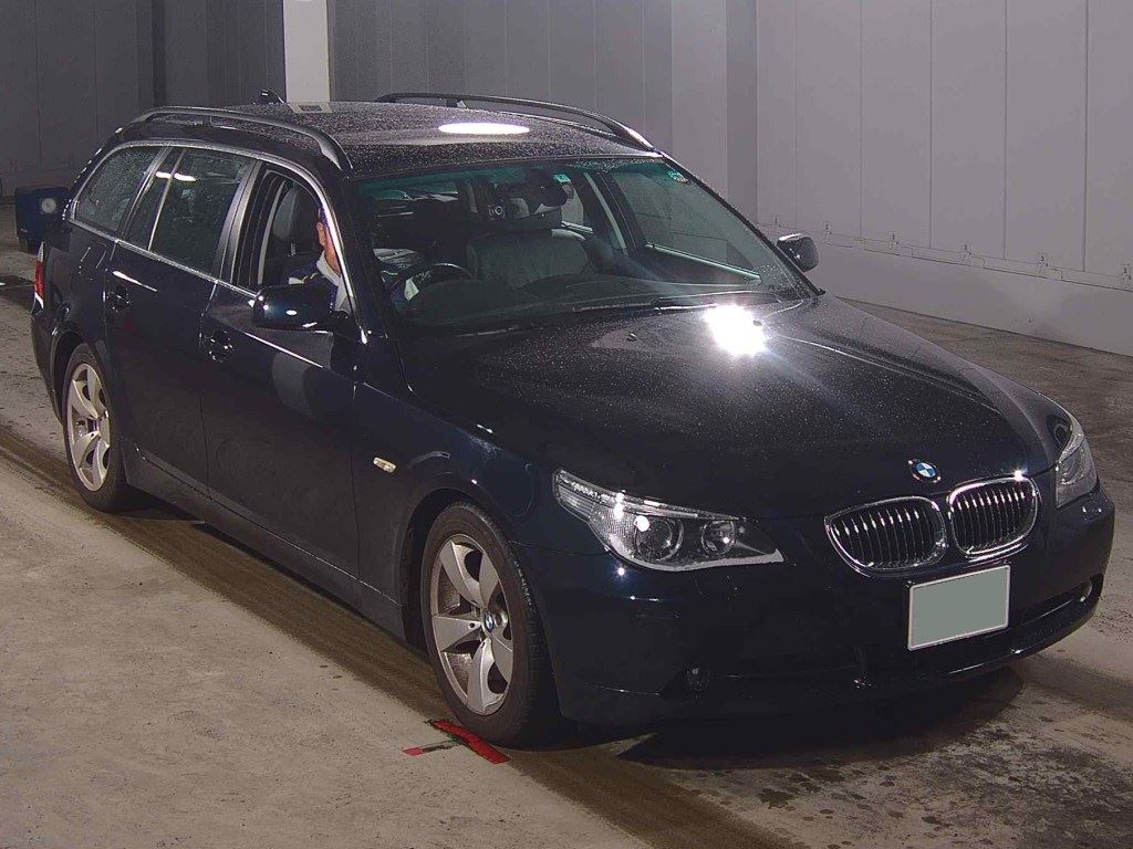 BMW 5 SERIES TOURING