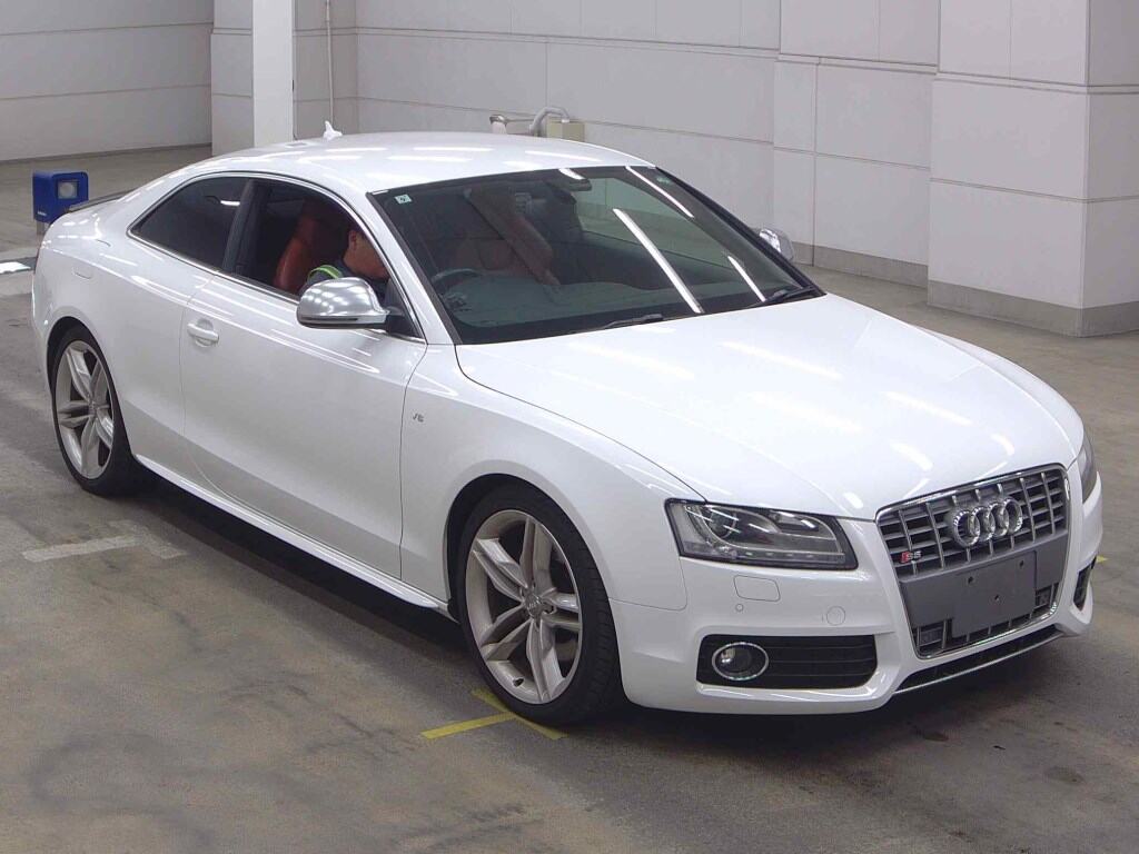 AUDI S5