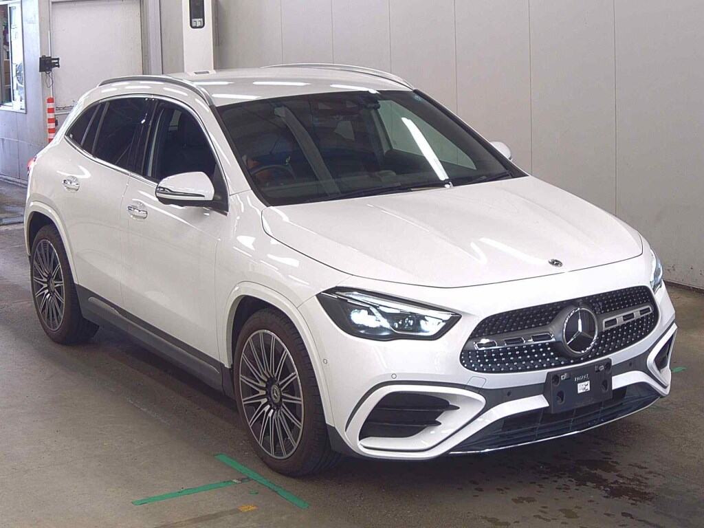 MERCEDES BENZ GLA-CLASS