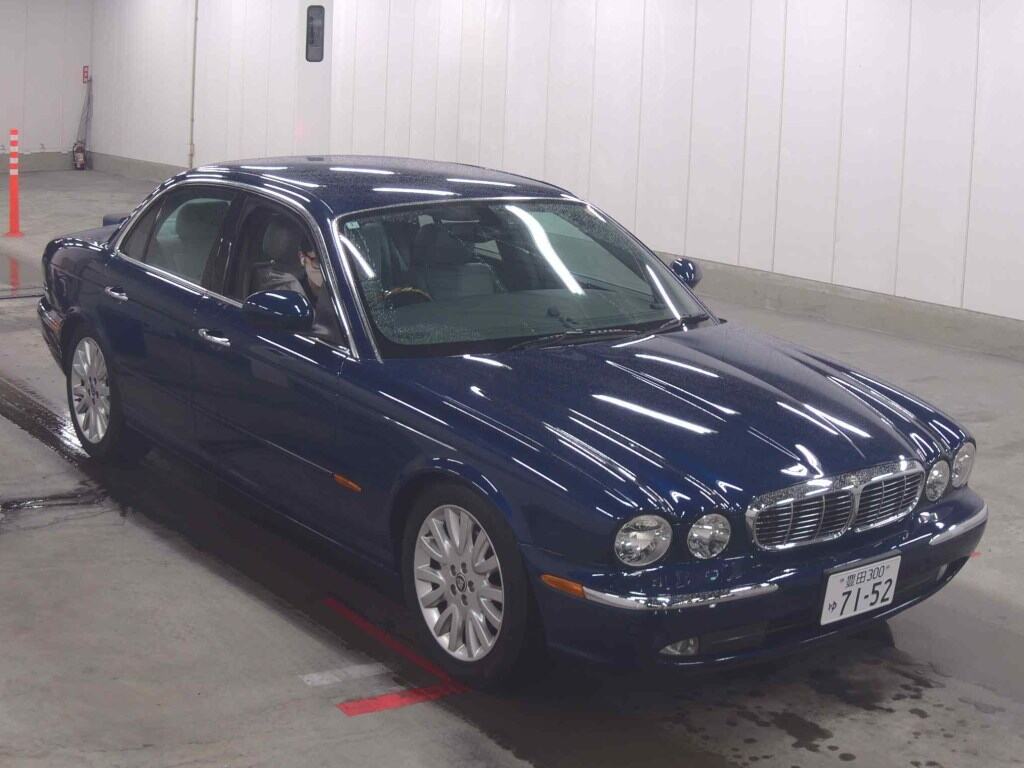 JAGUAR XJ