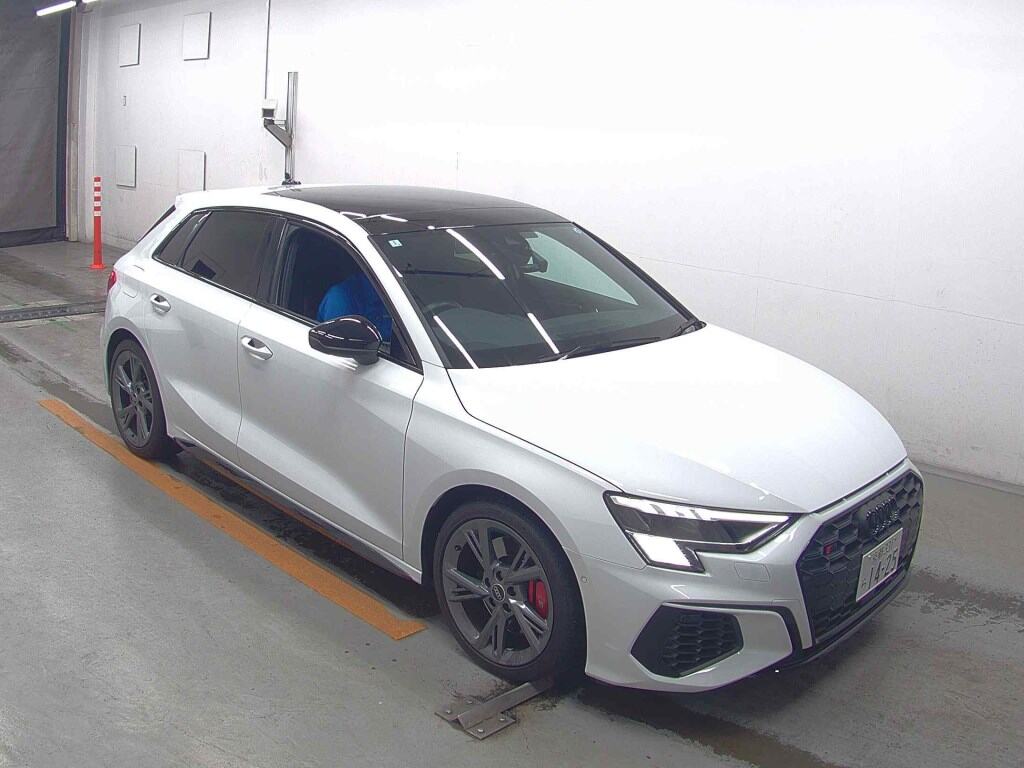 AUDI S3