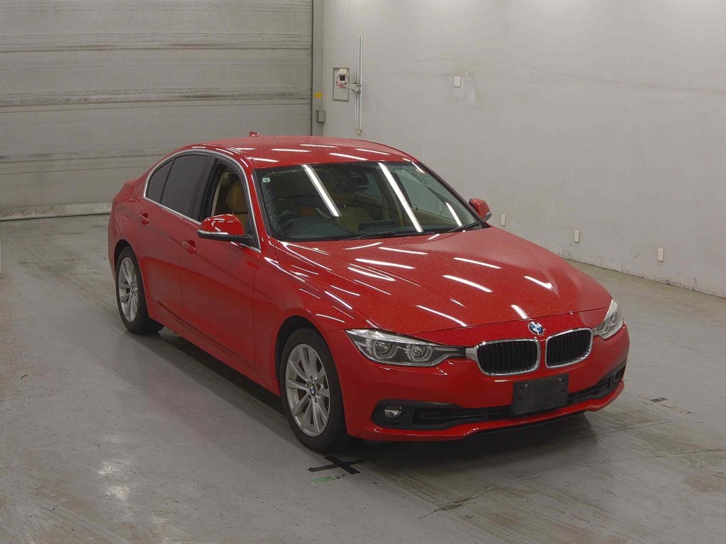 BMW 3 SERIES