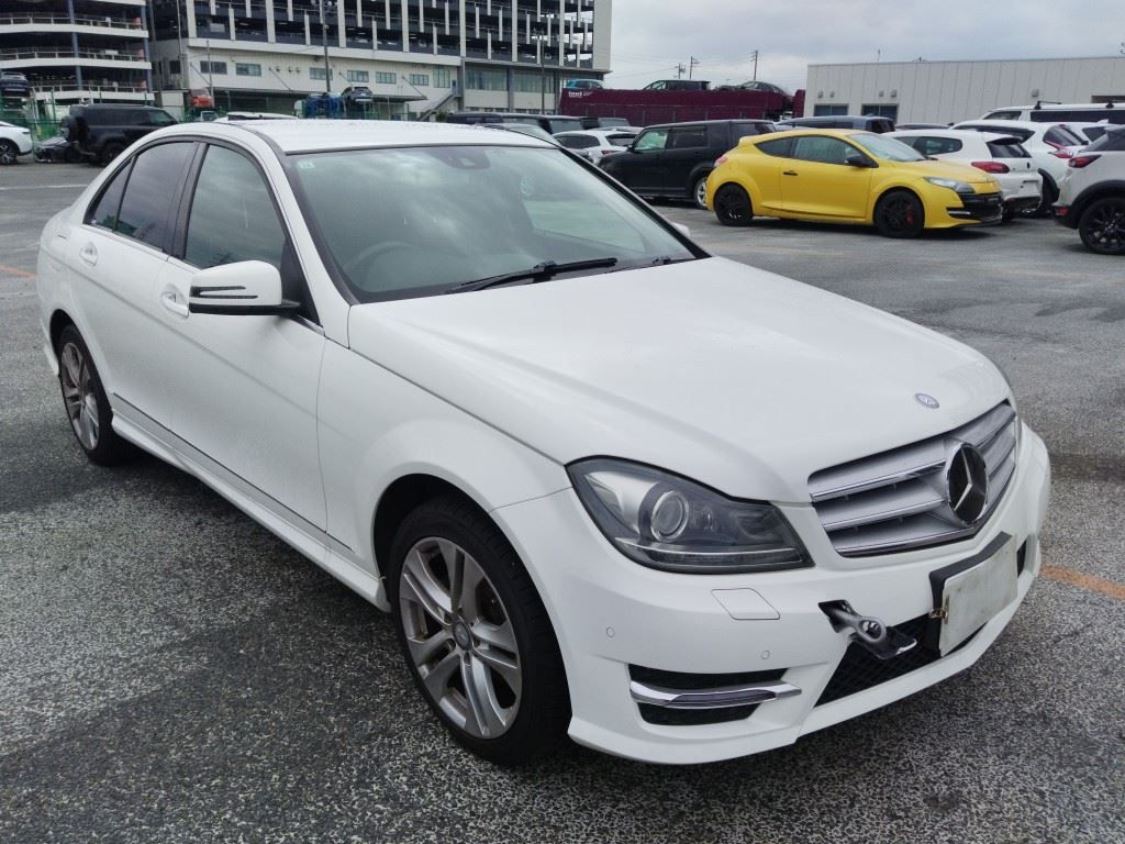 MERCEDES BENZ C-CLASS