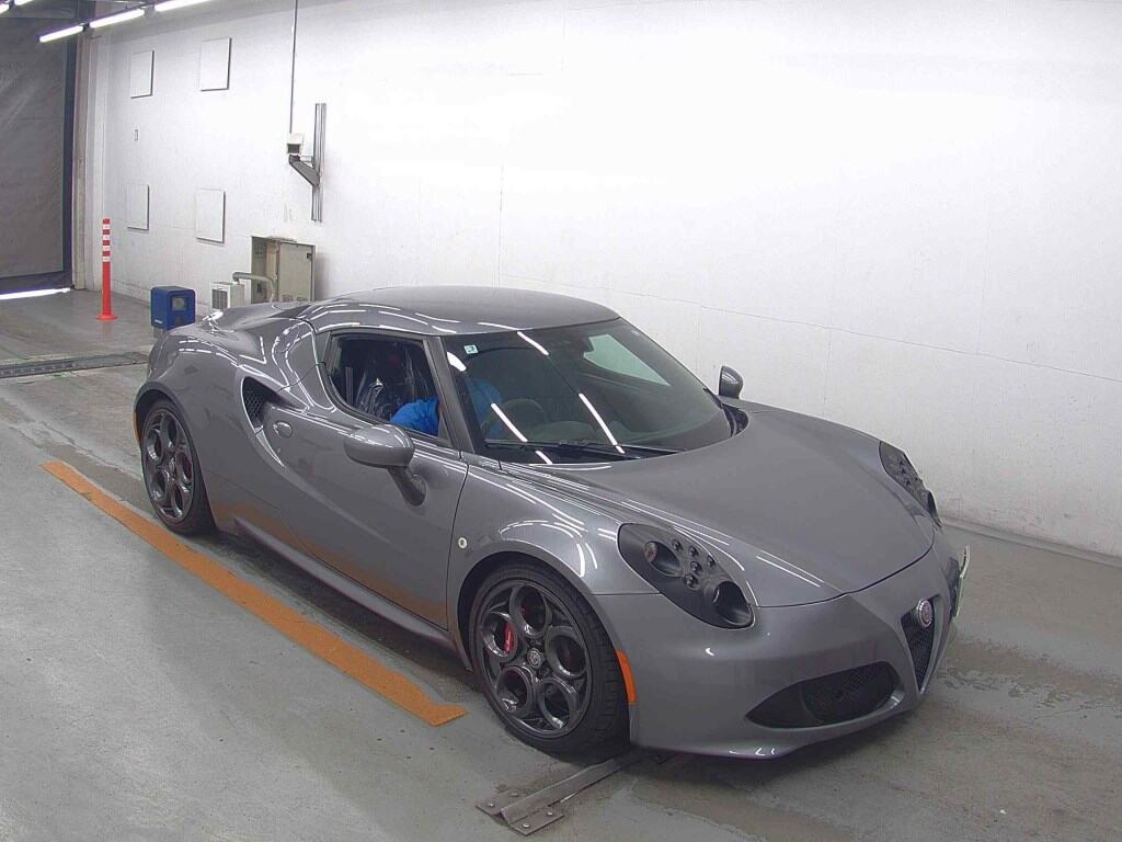 ALFA ROMEO 4C