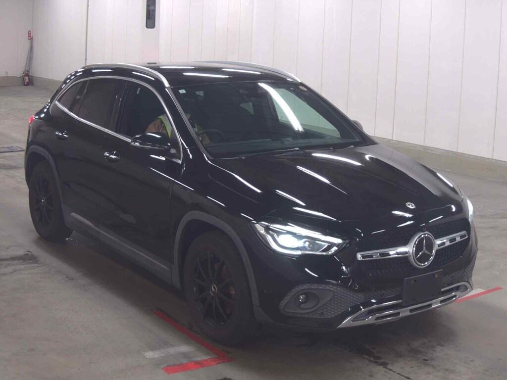 MERCEDES BENZ GLA-CLASS