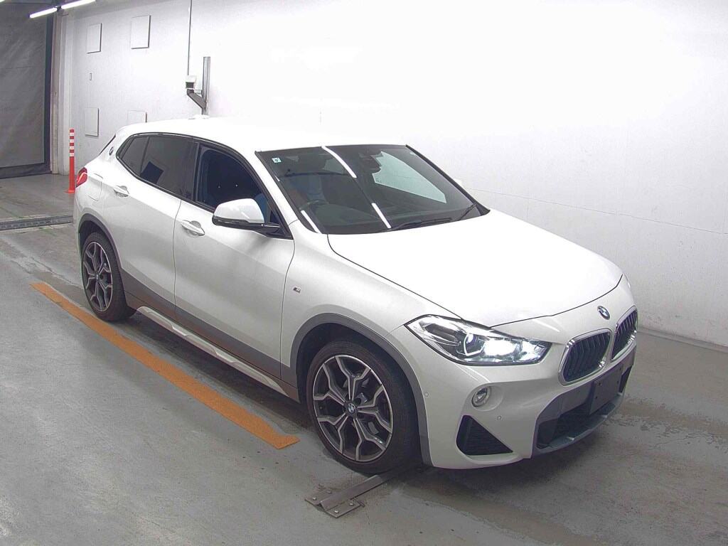 BMW X2