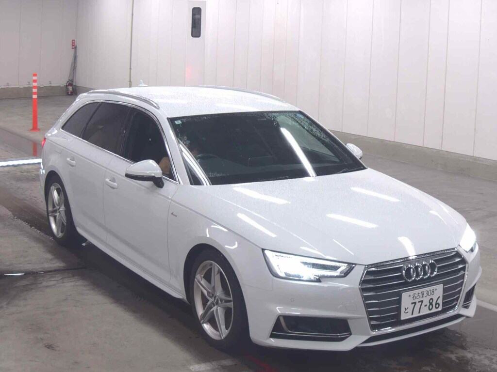 AUDI A4 AVANT