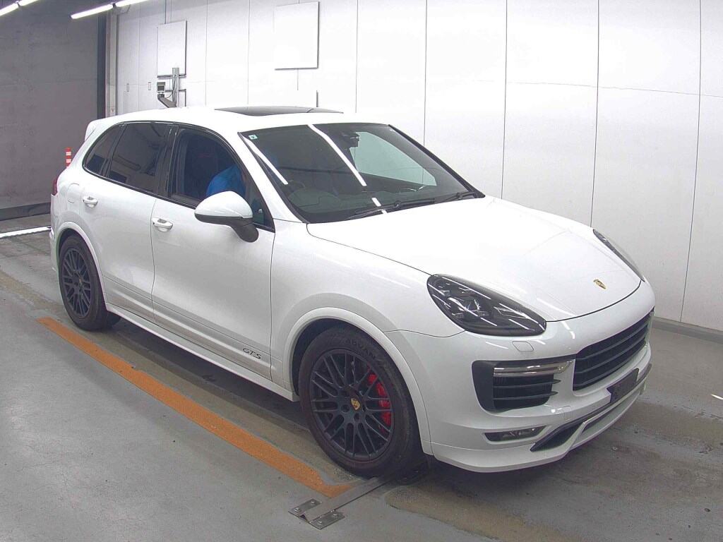 PORSCHE CAYENNE