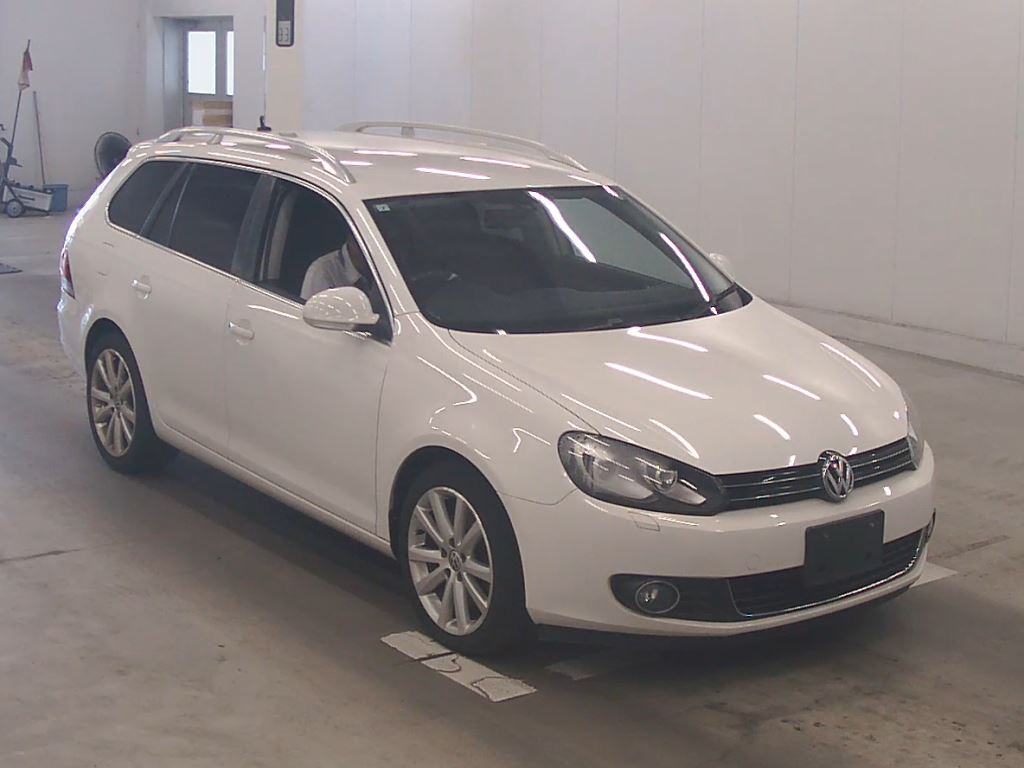 VOLKSWAGEN GOLF VARIANT