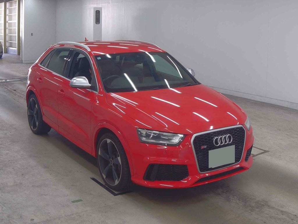AUDI RS Q3