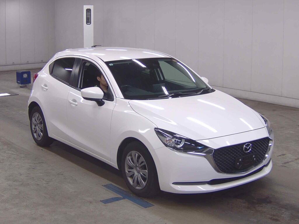 MAZDA 2