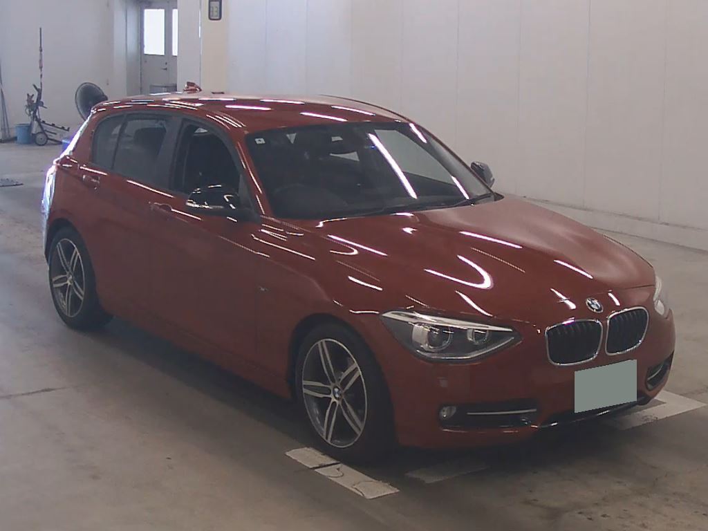 BMW 1 SERIES