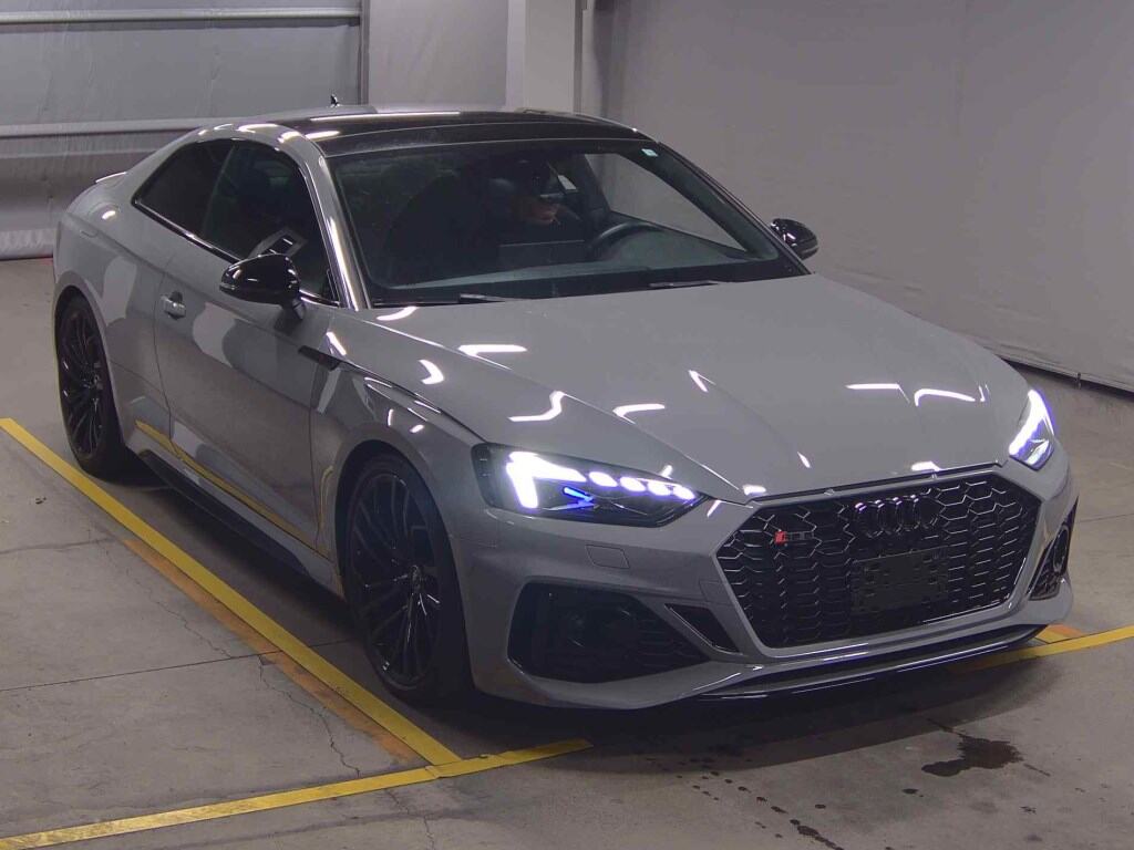 AUDI RS5
