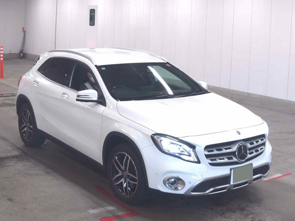 MERCEDES BENZ GLA-CLASS