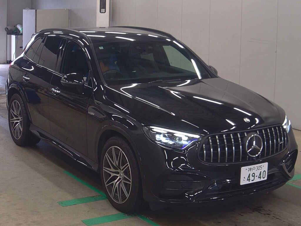 MERCEDES AMG GLC