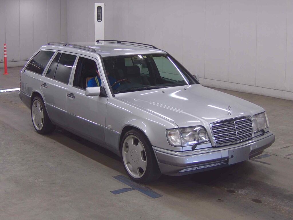 MERCEDES BENZ E-CLASS STATIONWAGON