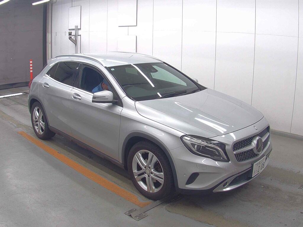 MERCEDES BENZ GLA-CLASS