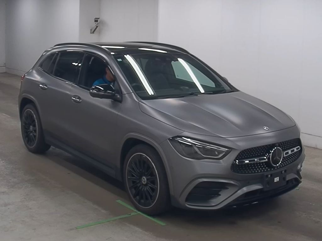 MERCEDES BENZ GLA-CLASS
