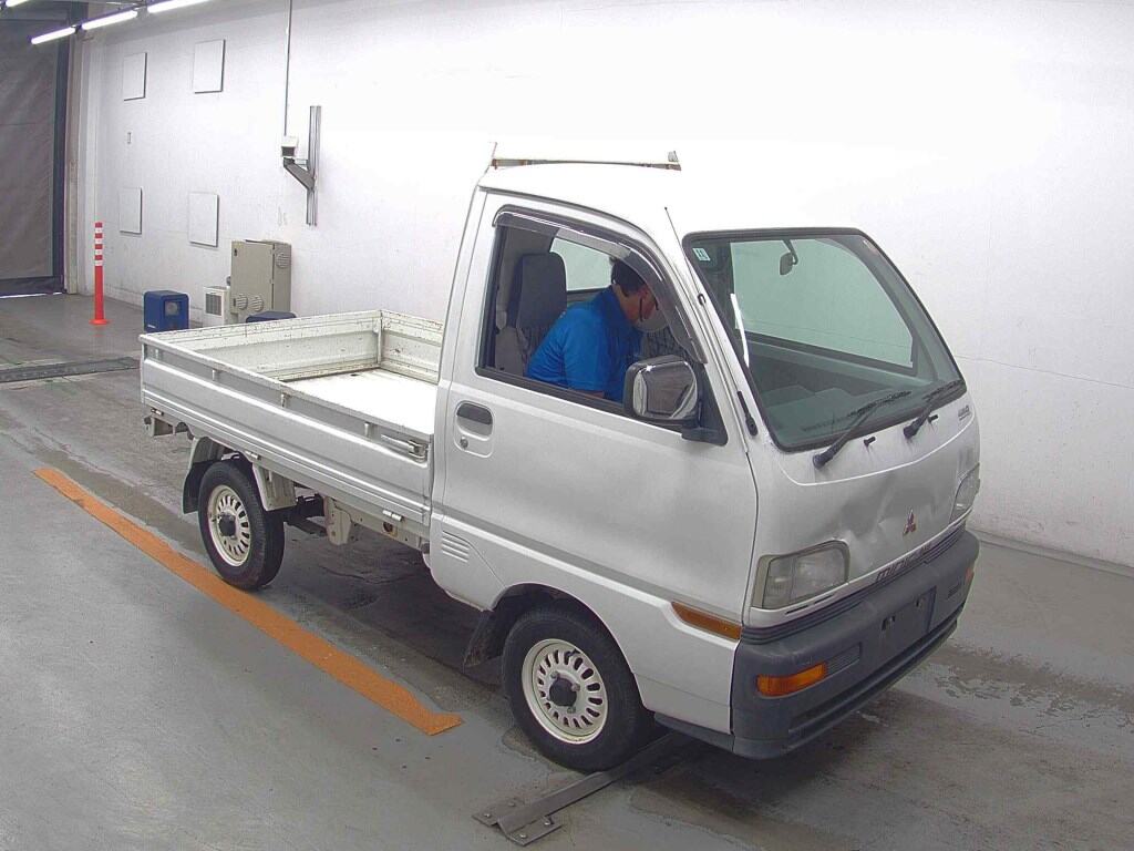 MITSUBISHI MINICAB TRUCK