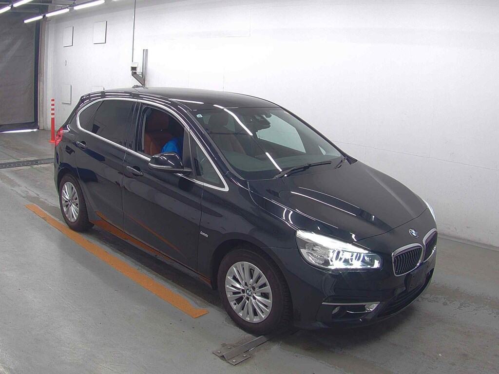 BMW 2 SERIES