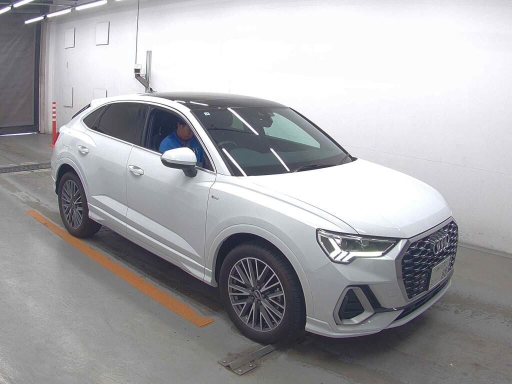 AUDI Q3 SPORTBACK
