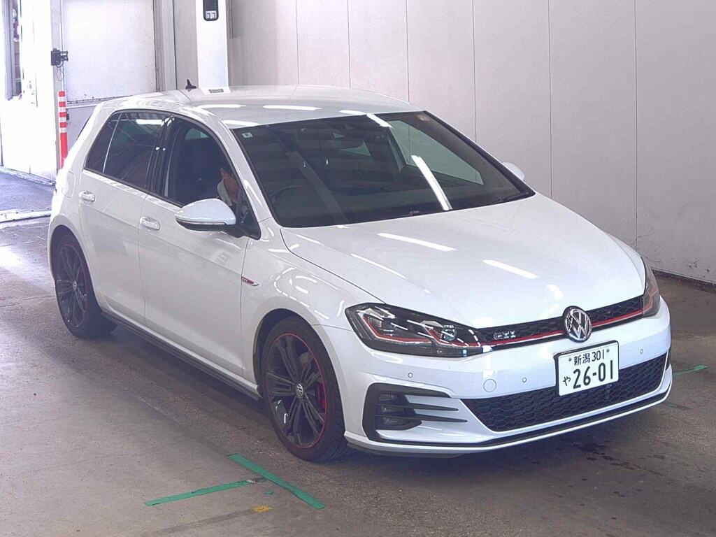 VOLKSWAGEN GOLF GTI