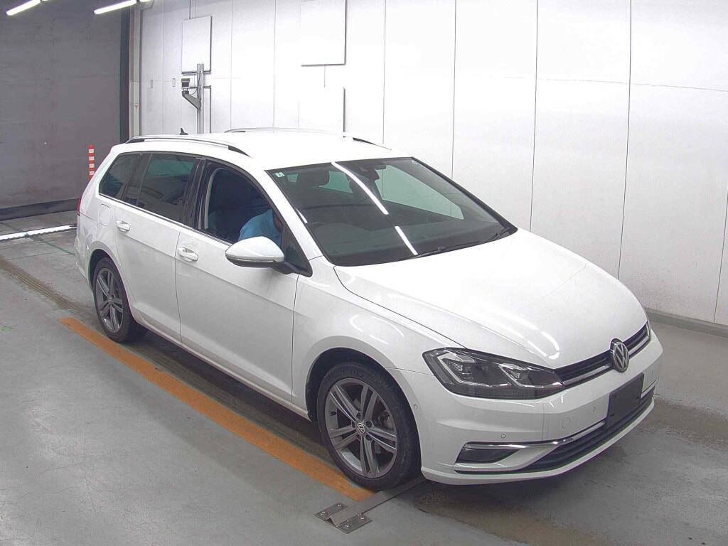 VOLKSWAGEN GOLF VARIANT
