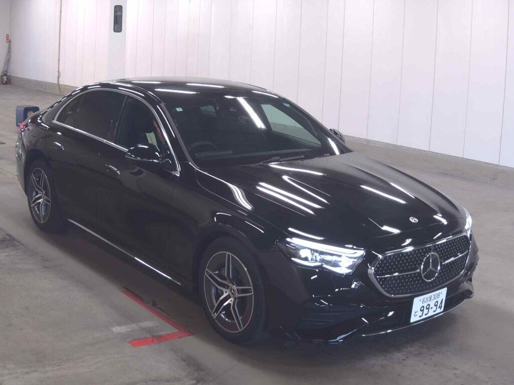 MERCEDES BENZ E-CLASS