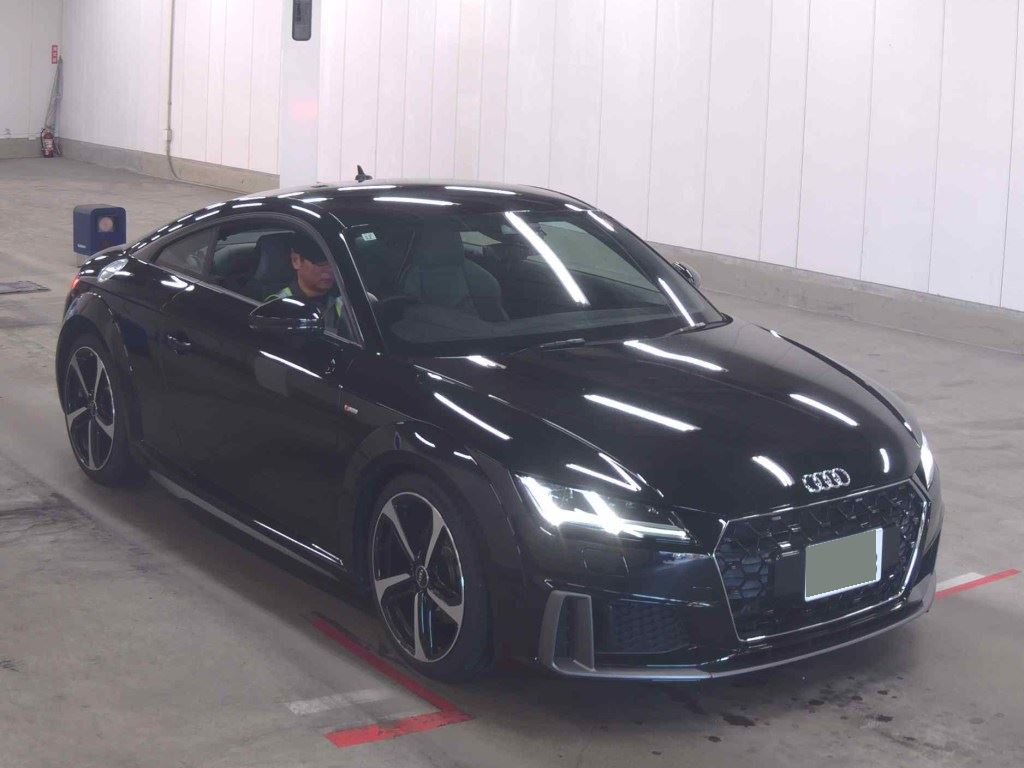 AUDI TT COUPE