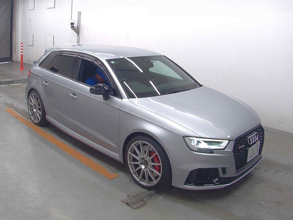AUDI RS3 SPORTBACK