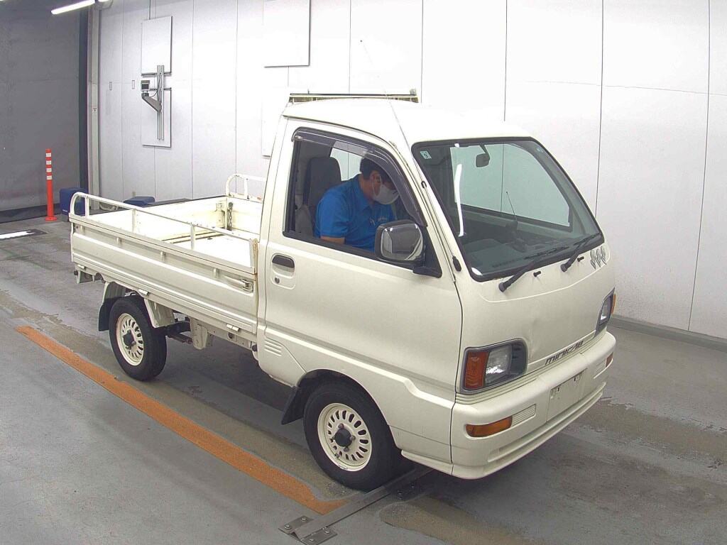 MITSUBISHI MINICAB TRUCK