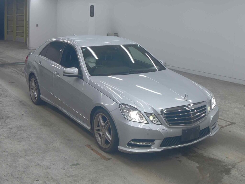 MERCEDES BENZ E-CLASS