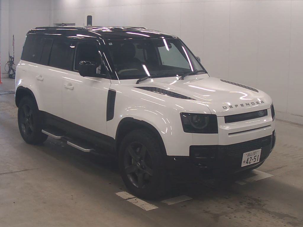 LAND ROVER DEFENDER