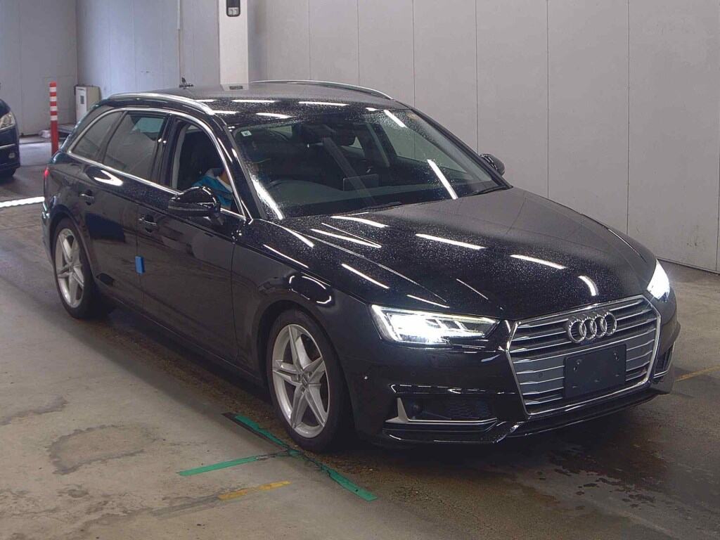 AUDI A4 AVANT