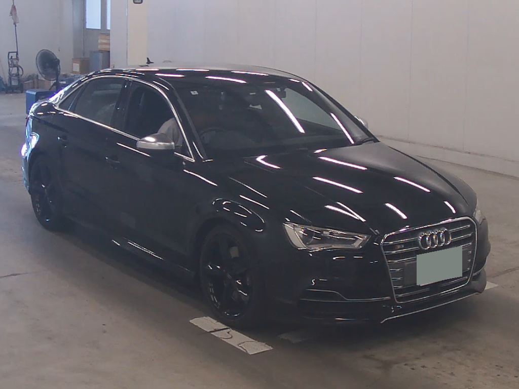 AUDI S3 SEDAN
