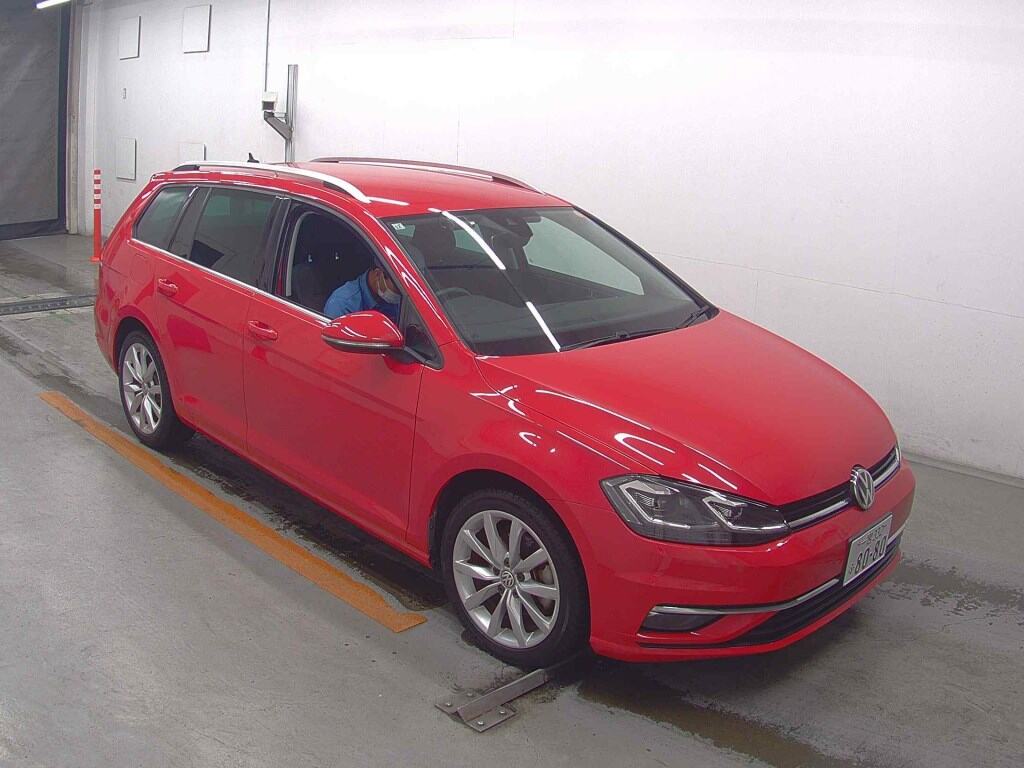 VOLKSWAGEN GOLF VARIANT