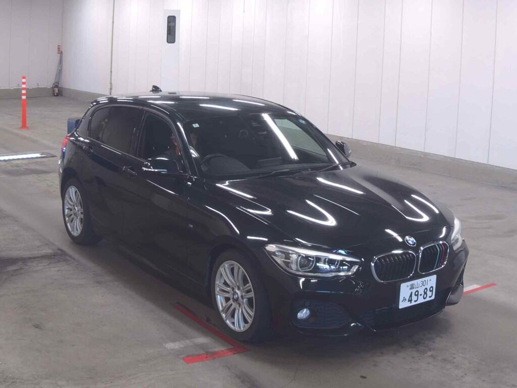 BMW 1 SERIES
