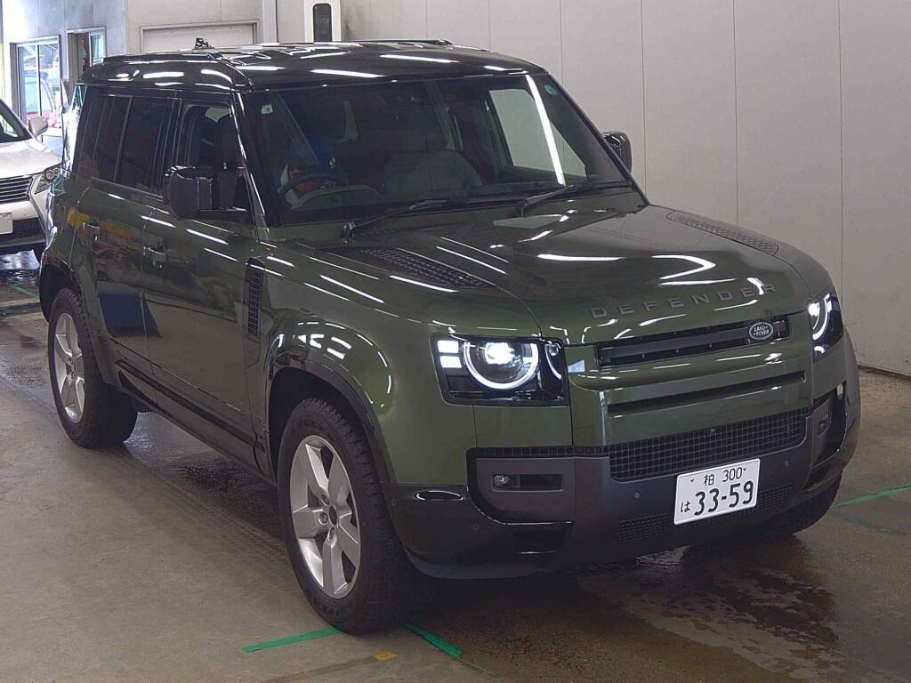 LAND ROVER DEFENDER