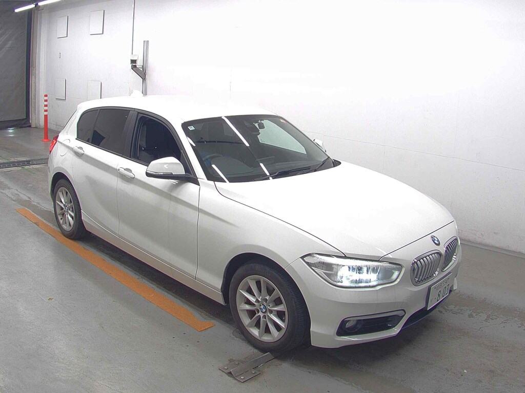 BMW 1 SERIES
