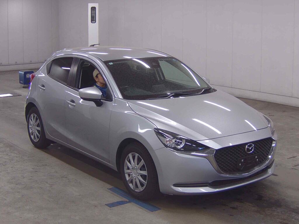 MAZDA 2