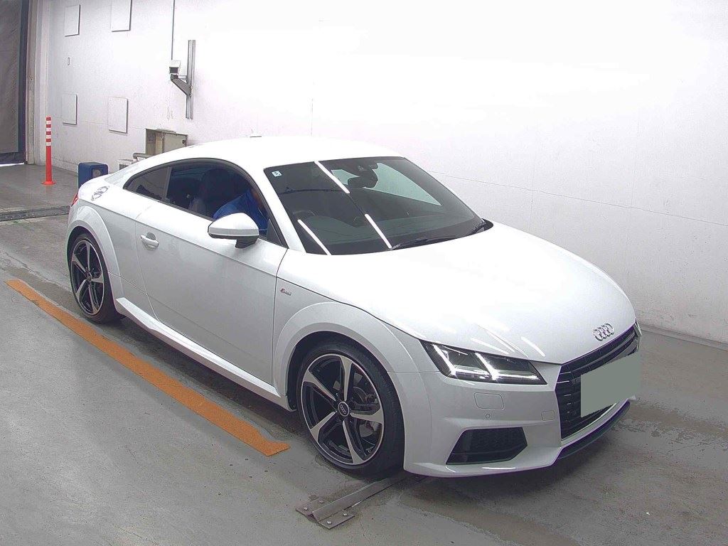 AUDI TT COUPE