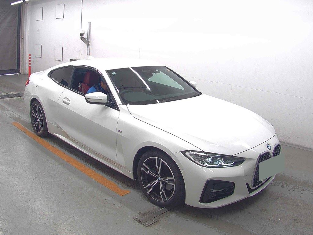 BMW 4 SERIES