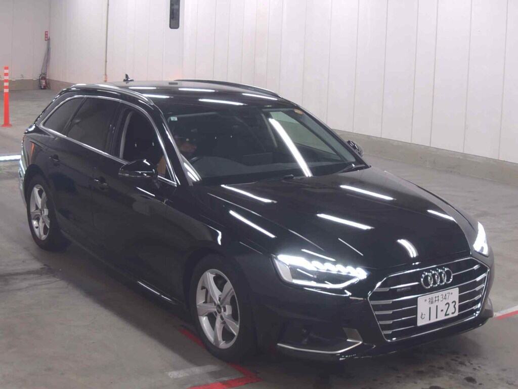 AUDI A4 AVANT