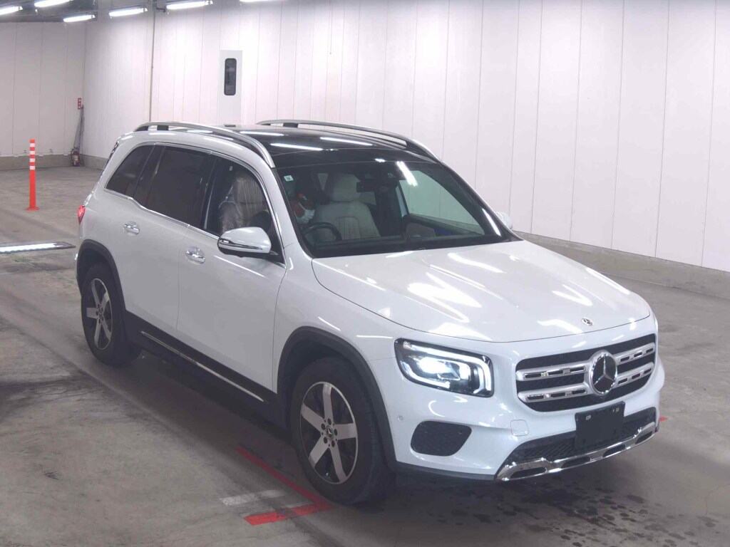 MERCEDES BENZ GLB