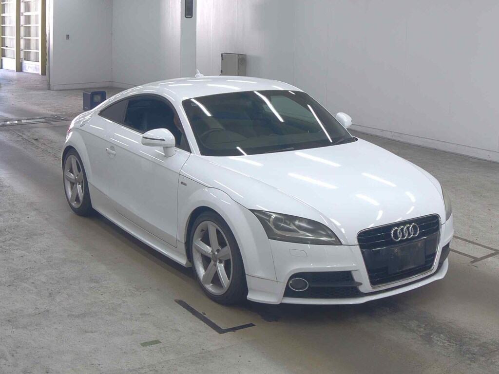 AUDI TT COUPE