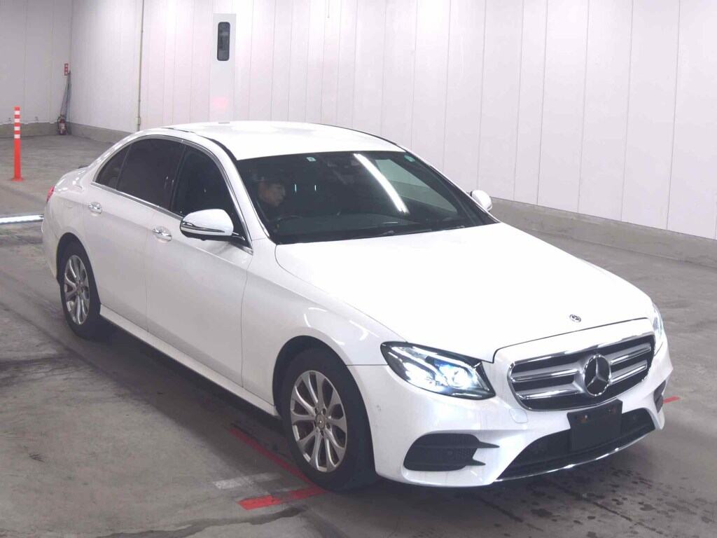 MERCEDES BENZ E-CLASS