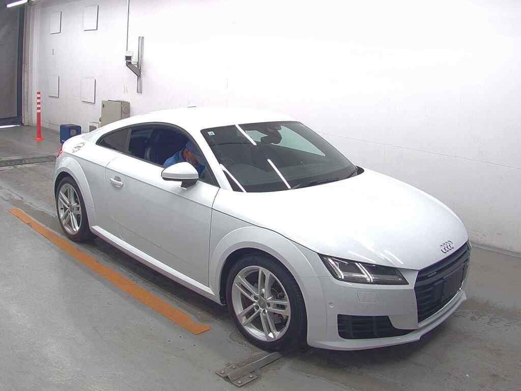 AUDI TT COUPE