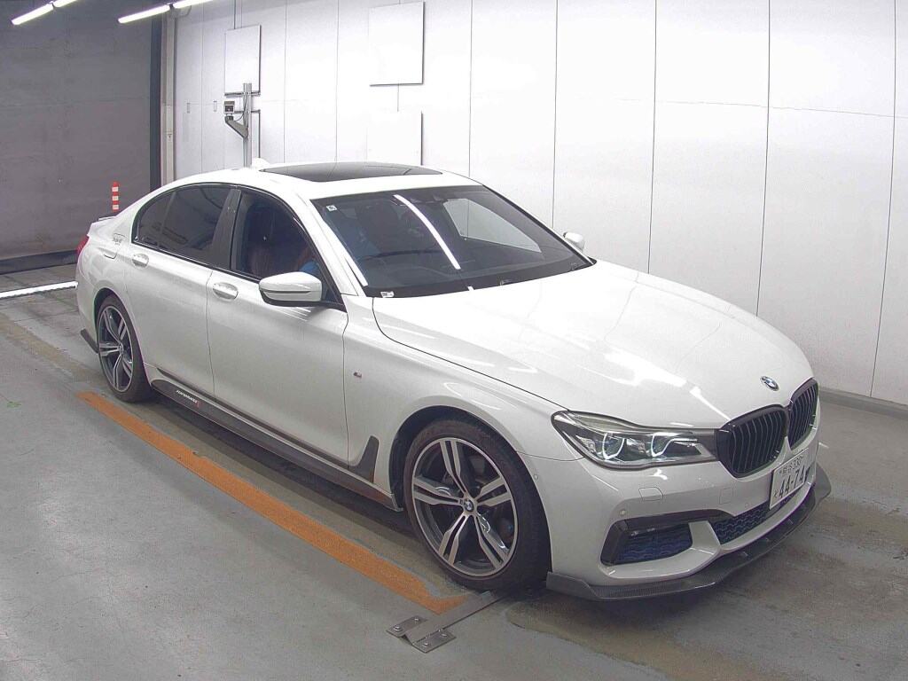 BMW 7 SERIES
