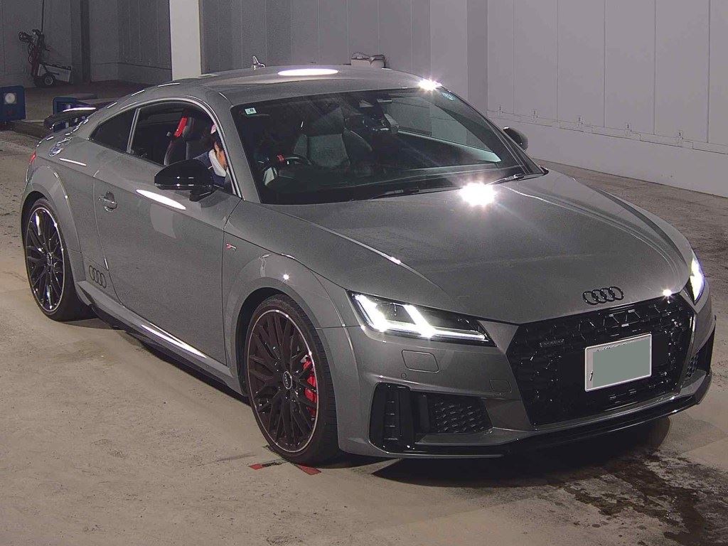 AUDI TT COUPE